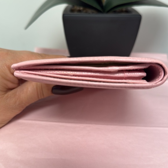 GUC! Chanel Caviar pink leather long wallet. - Picture 12 of 15